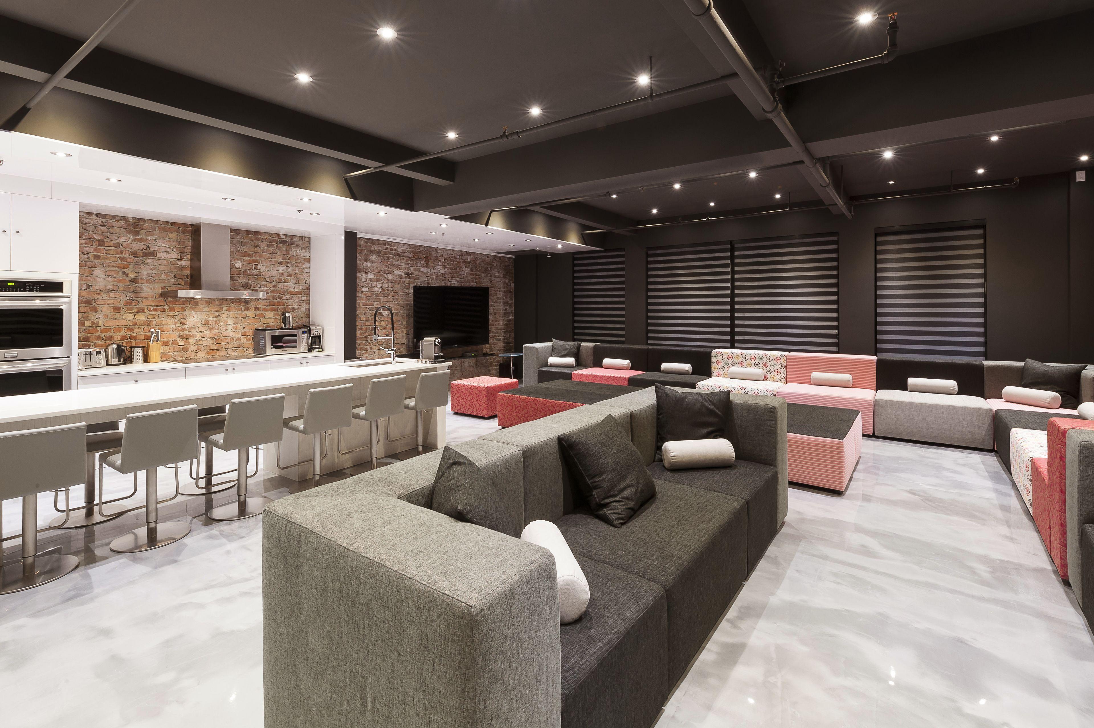 Holland Hotel By Simplissimmo - Montreal — Photos 1
